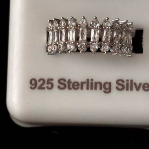 Elegant Silver Women's Ring AAA CZ